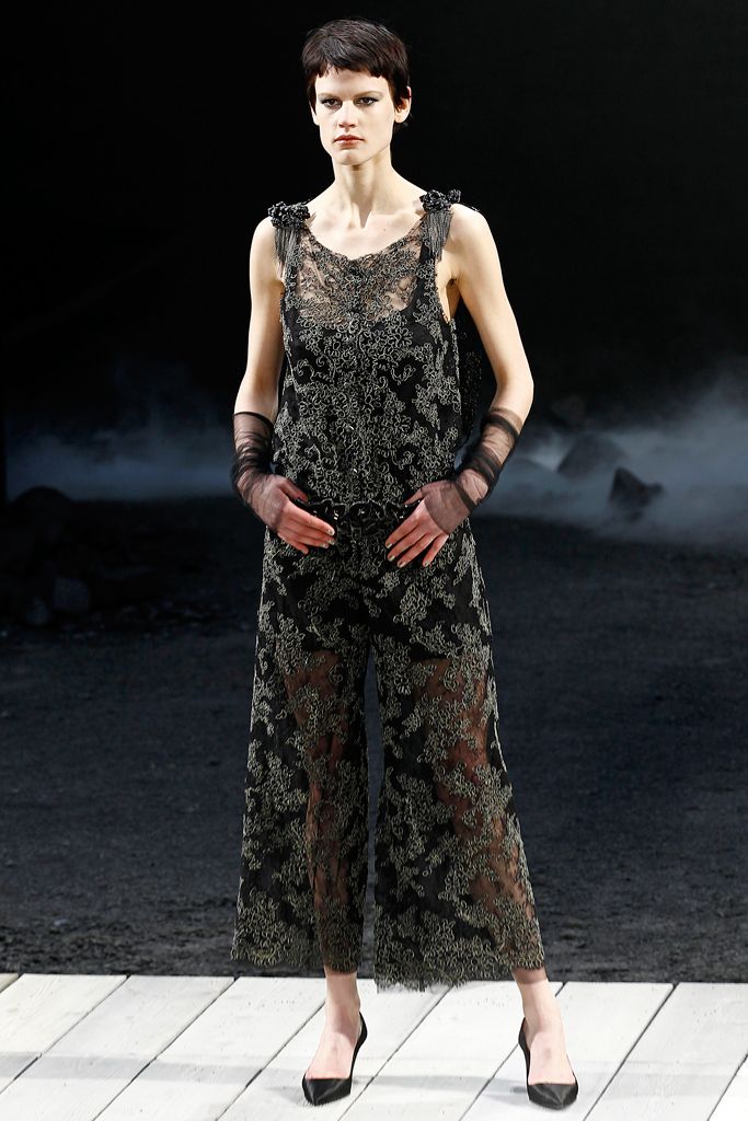 Chanel F/W 11 Look 402