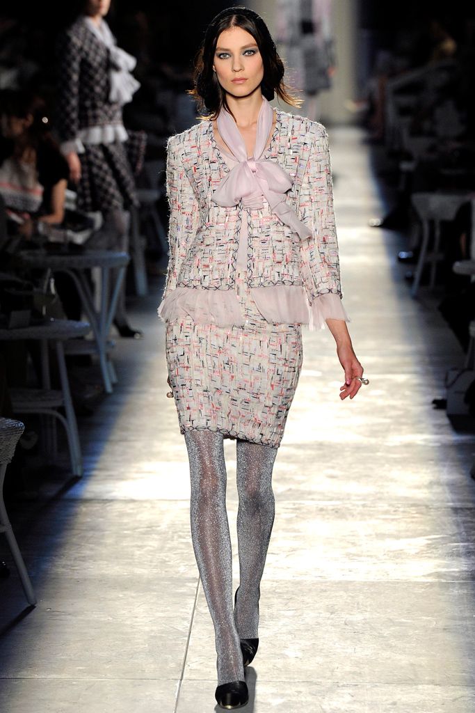Chanel F/W 12 Couture Look 48