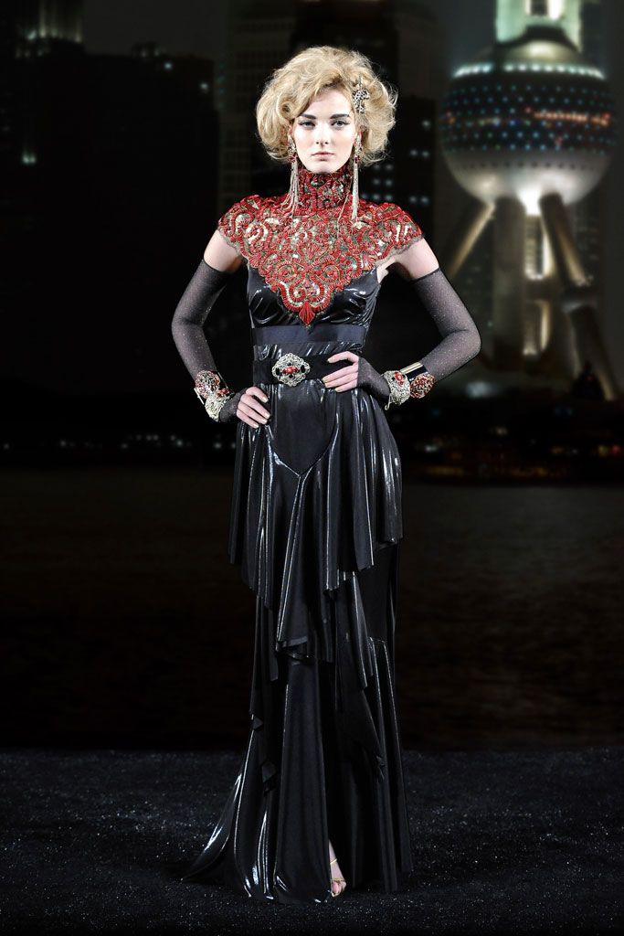 Chanel F/W 10 Look 408