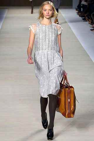 Chloé F/W 06 Look 122