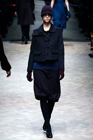 Burberry F/W 06 Look 117