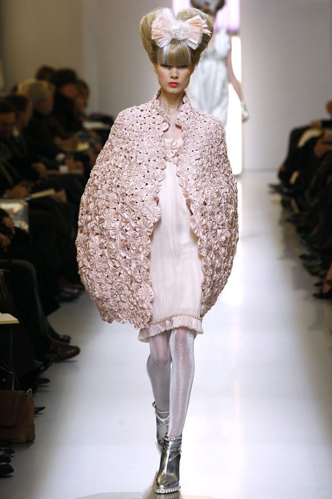 Chanel S/S 10 Couture Look 226