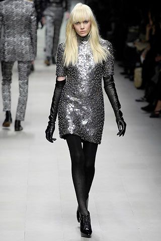 Burberry F/W 07 Look 301