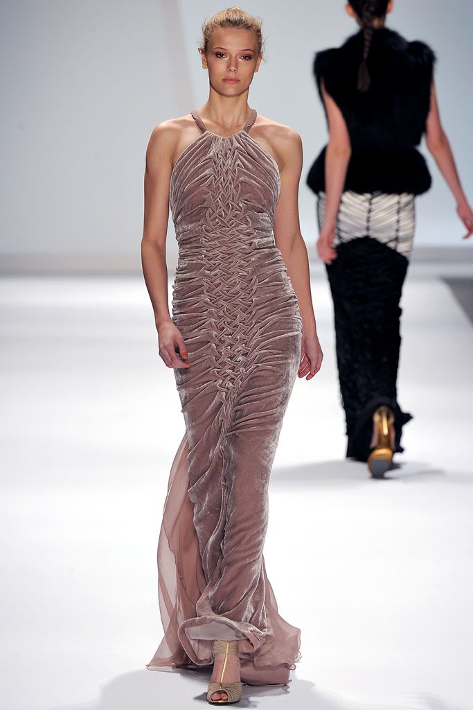 Carlos Miele F/W 11 Look 94