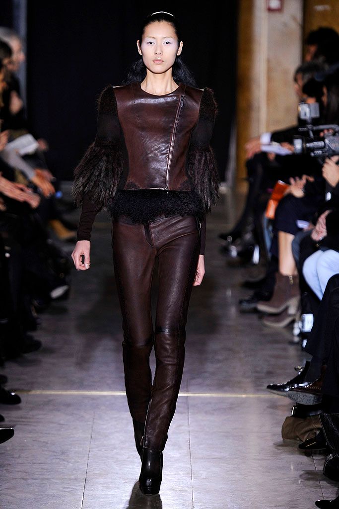 Costume National F/W 10 Look 61