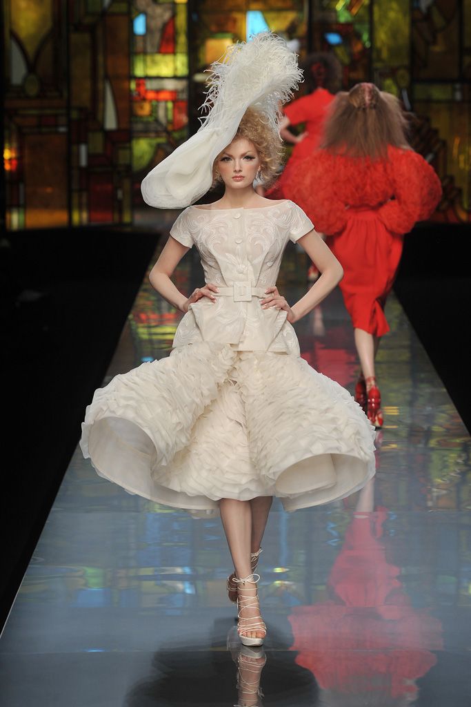 Christian Dior S/S 09 Couture Look 71