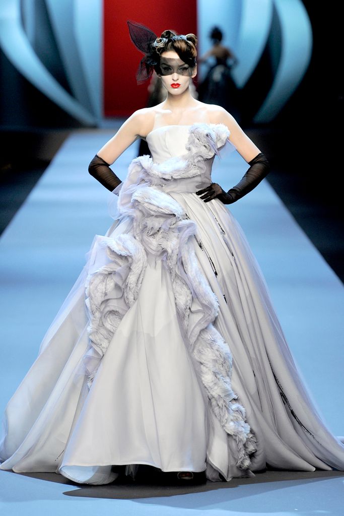 Christian Dior S/S 11 Couture Look 170