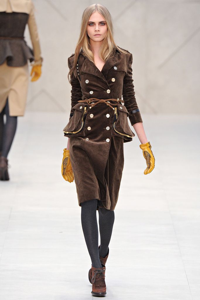 Burberry F/W 12 Look 139