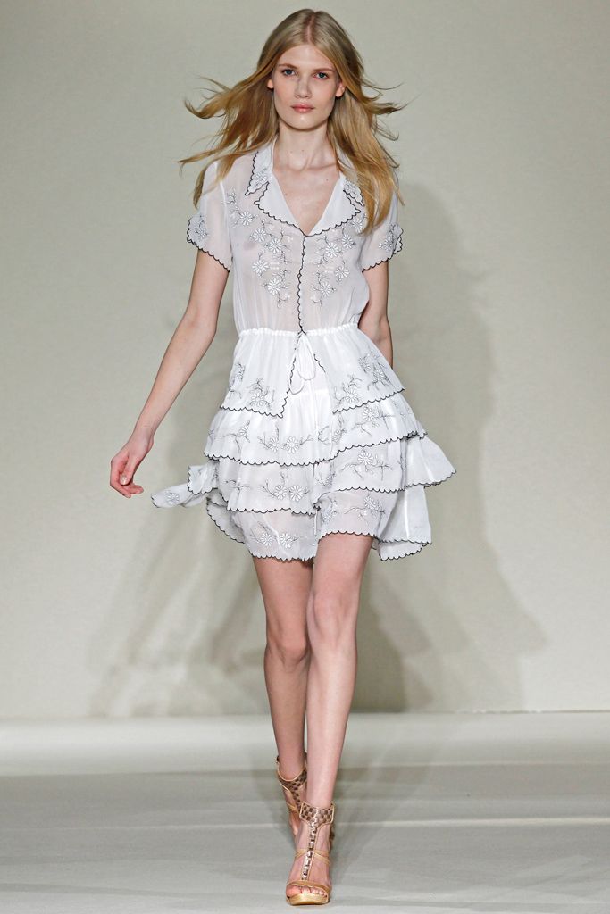 Collette Dinnigan S/S 11 Look 44