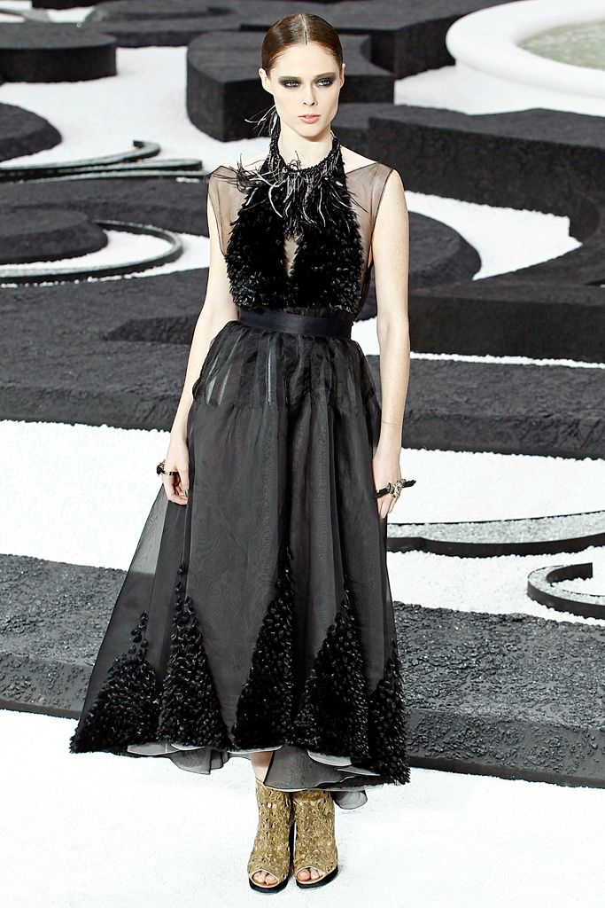 Chanel S/S 11 Look 440
