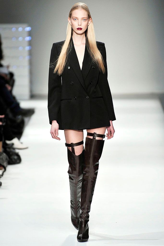 Chalayan F/W 09 Look 186