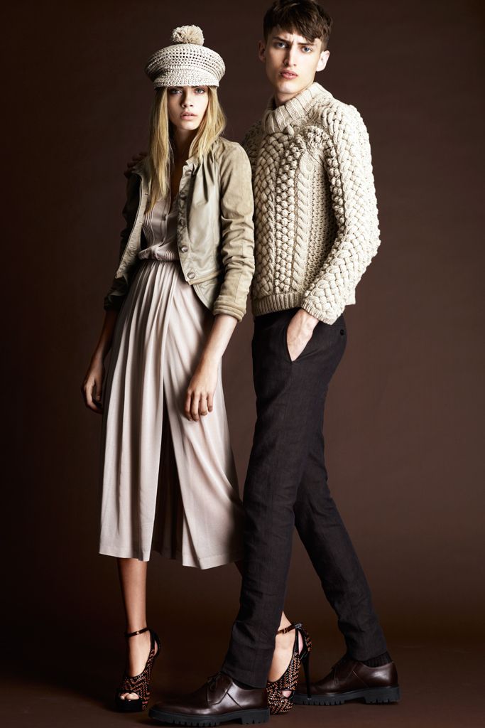 Burberry Resort 12 Look 16