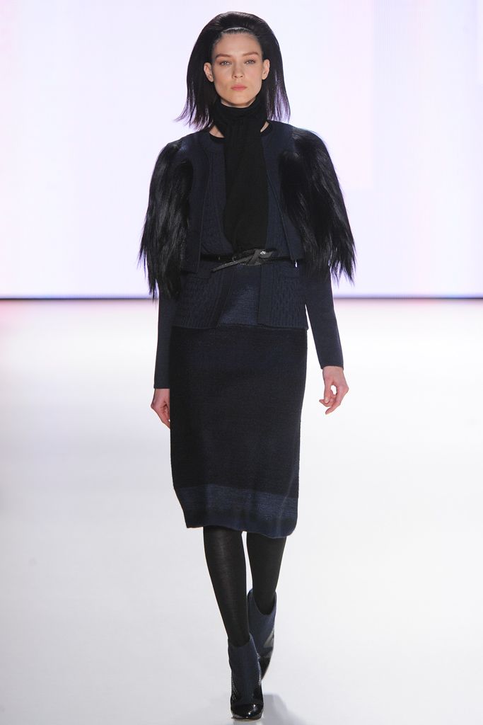 black knit open-front long-sleeve structured textured cropped jacket