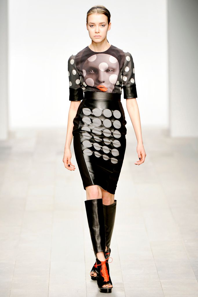 David Koma F/W 11 Look 23
