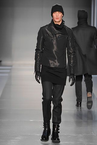 Costume National F/W 07 Menswear Look 61