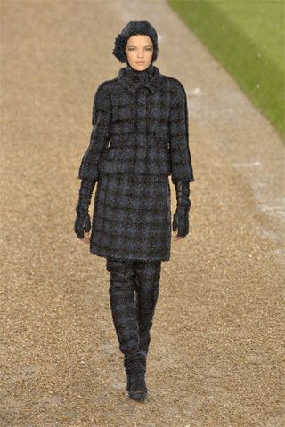 Chanel F/W 07 Couture Look 94