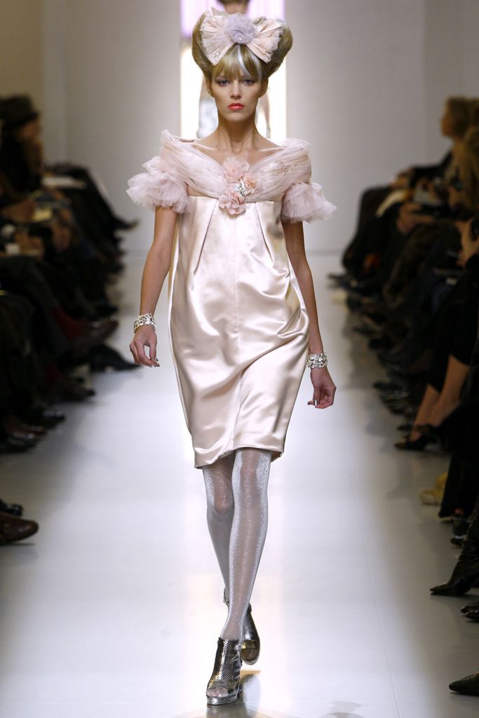 Chanel S/S 10 Couture Look 239