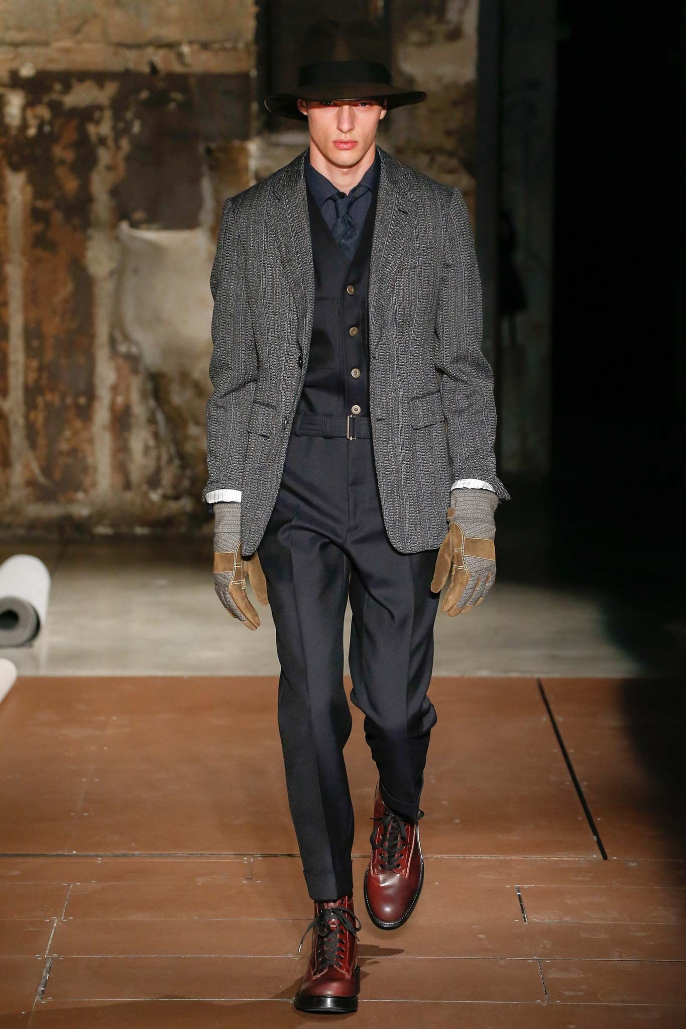Cerruti 1881 F/W 15 Menswear Look 94