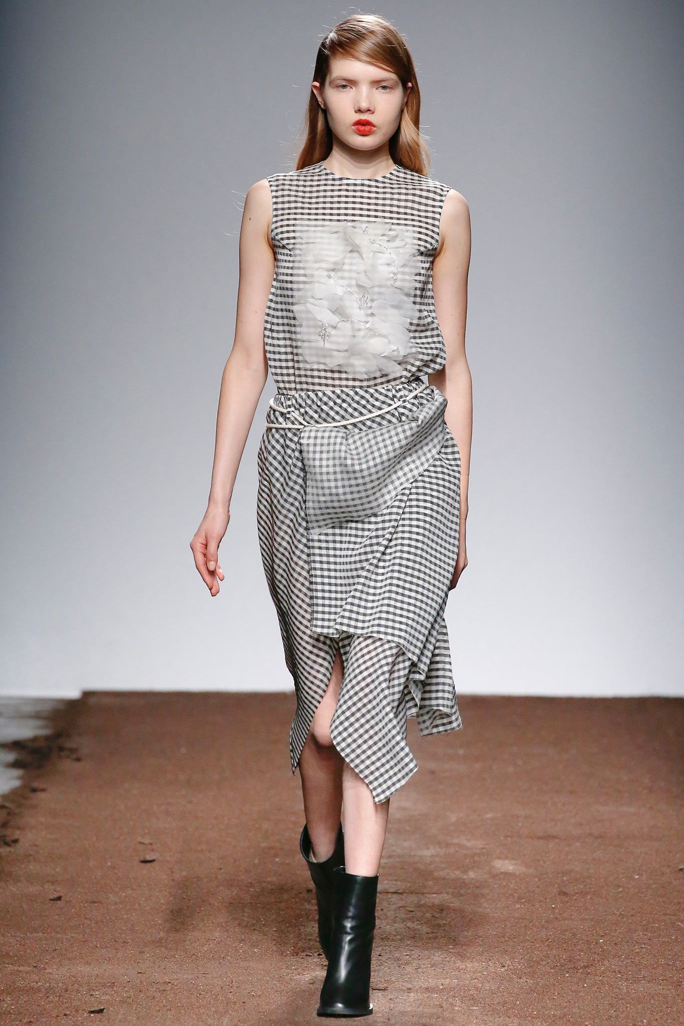 Christian Wijnants F/W 15 Look 105