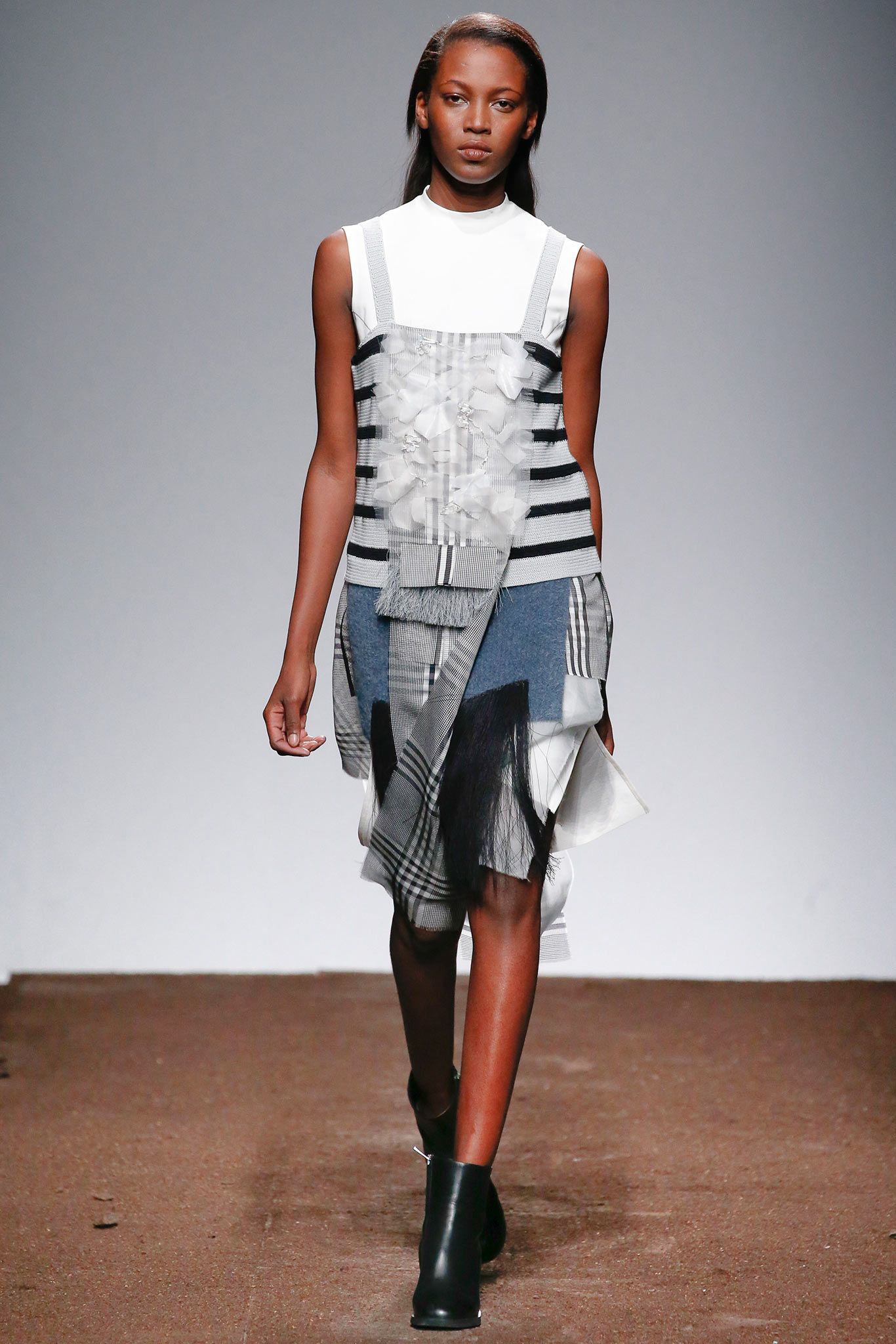 Christian Wijnants F/W 15 Look 200