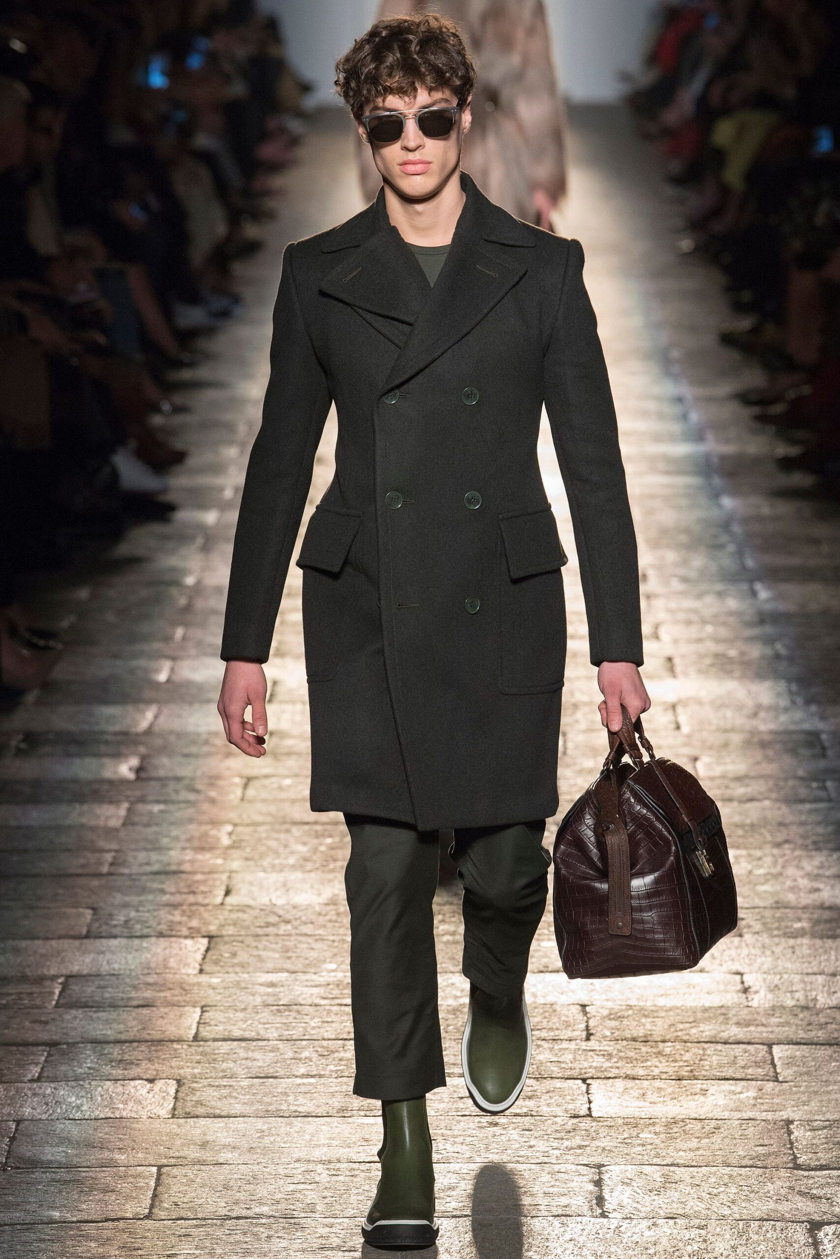 Bottega Veneta F/W 17 Look 402