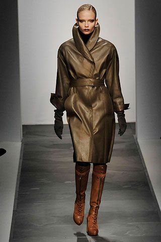 Daks by Giles Deacon F/W 08 Look 2