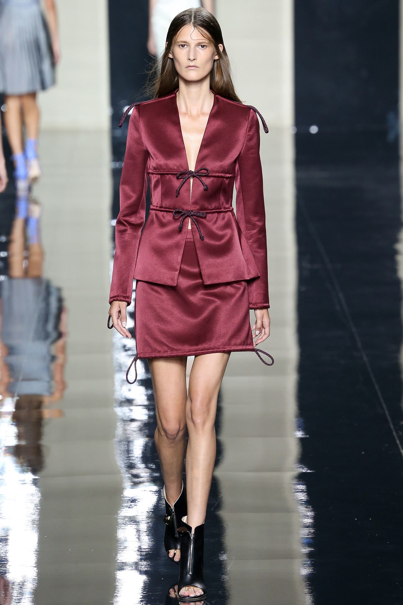 Christopher Kane S/S 15 Look 49