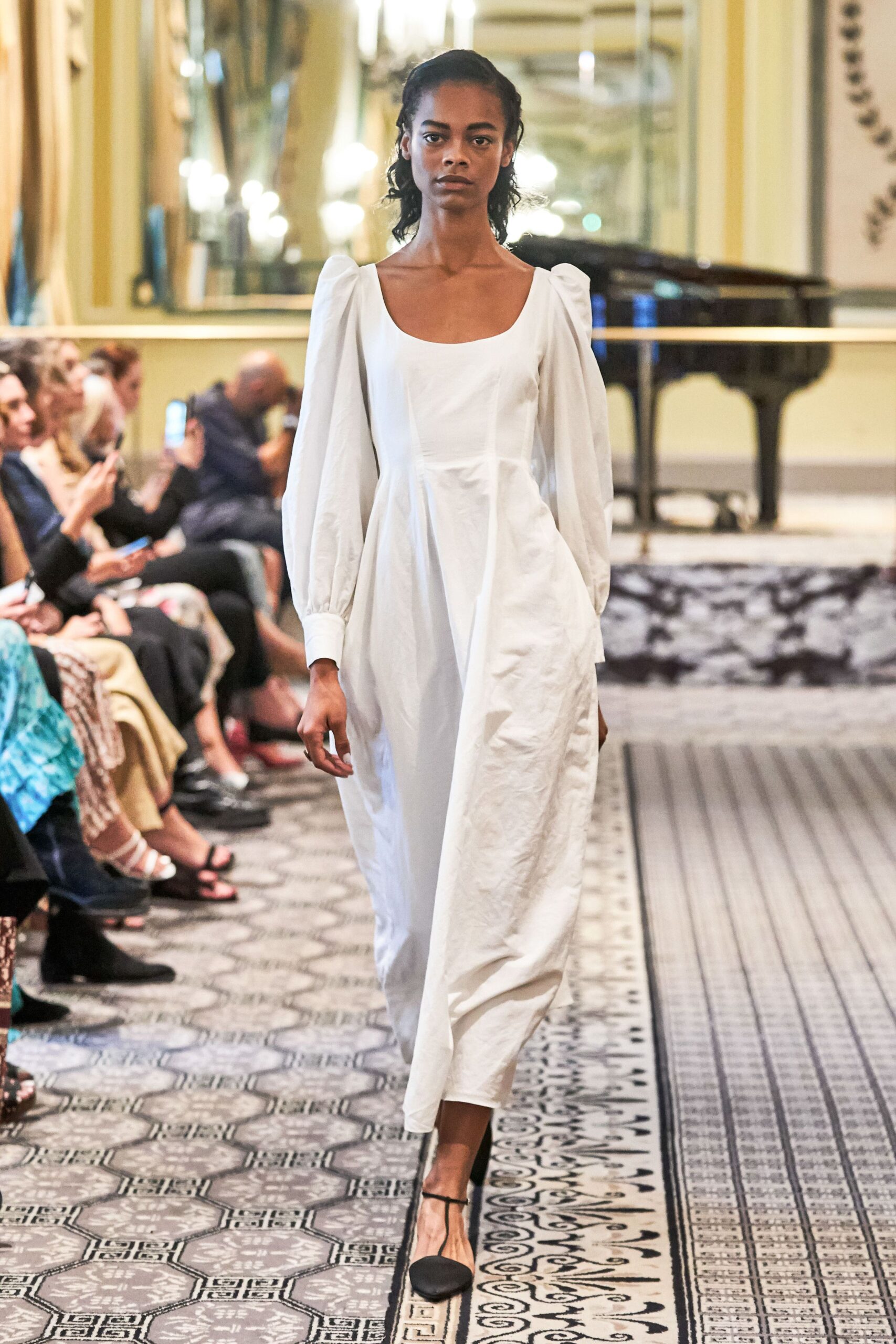 white unknown long-sleeve scoop-neck draped flowing maxi maxi-dress