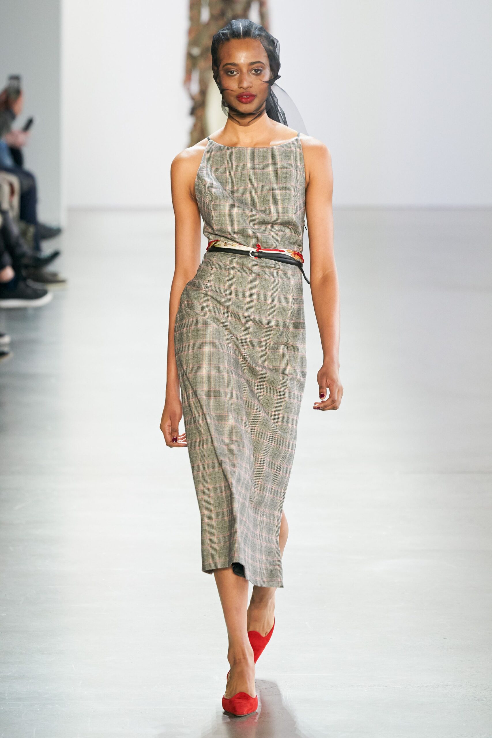 gray unknown sleeveless boat-neck fitted checked draped dress