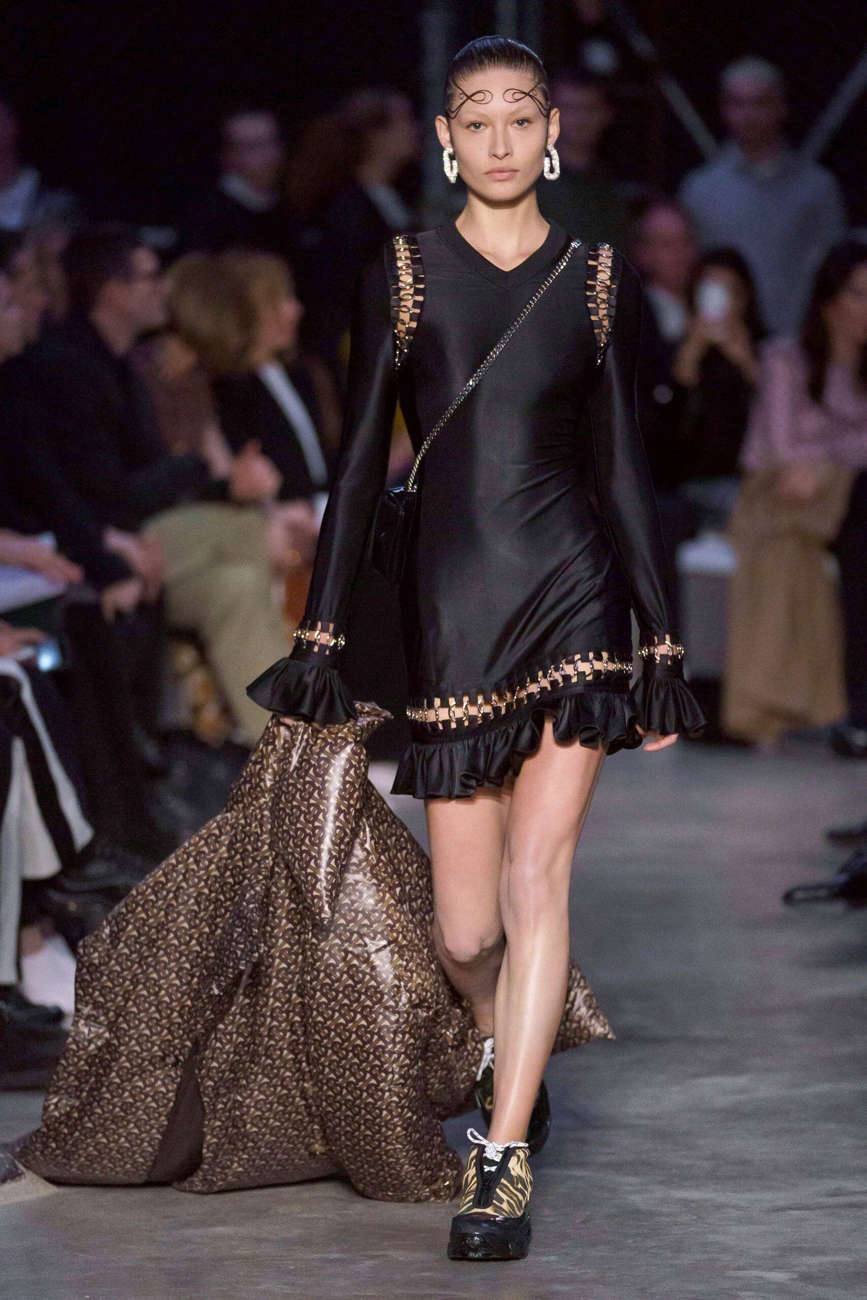 Burberry F/W 19 Menswear Look 137