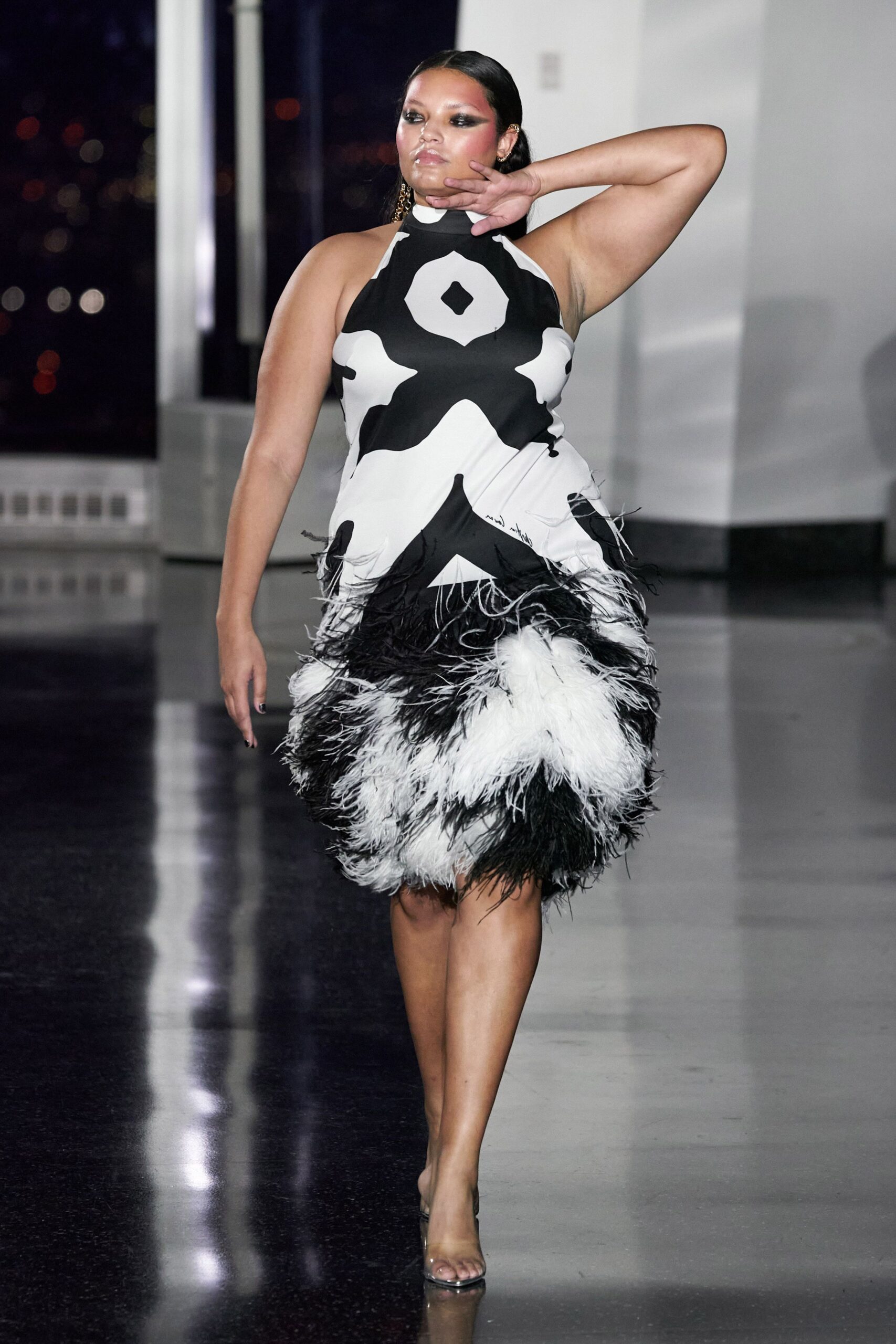 Christian Cowan F/W 22 Look 129