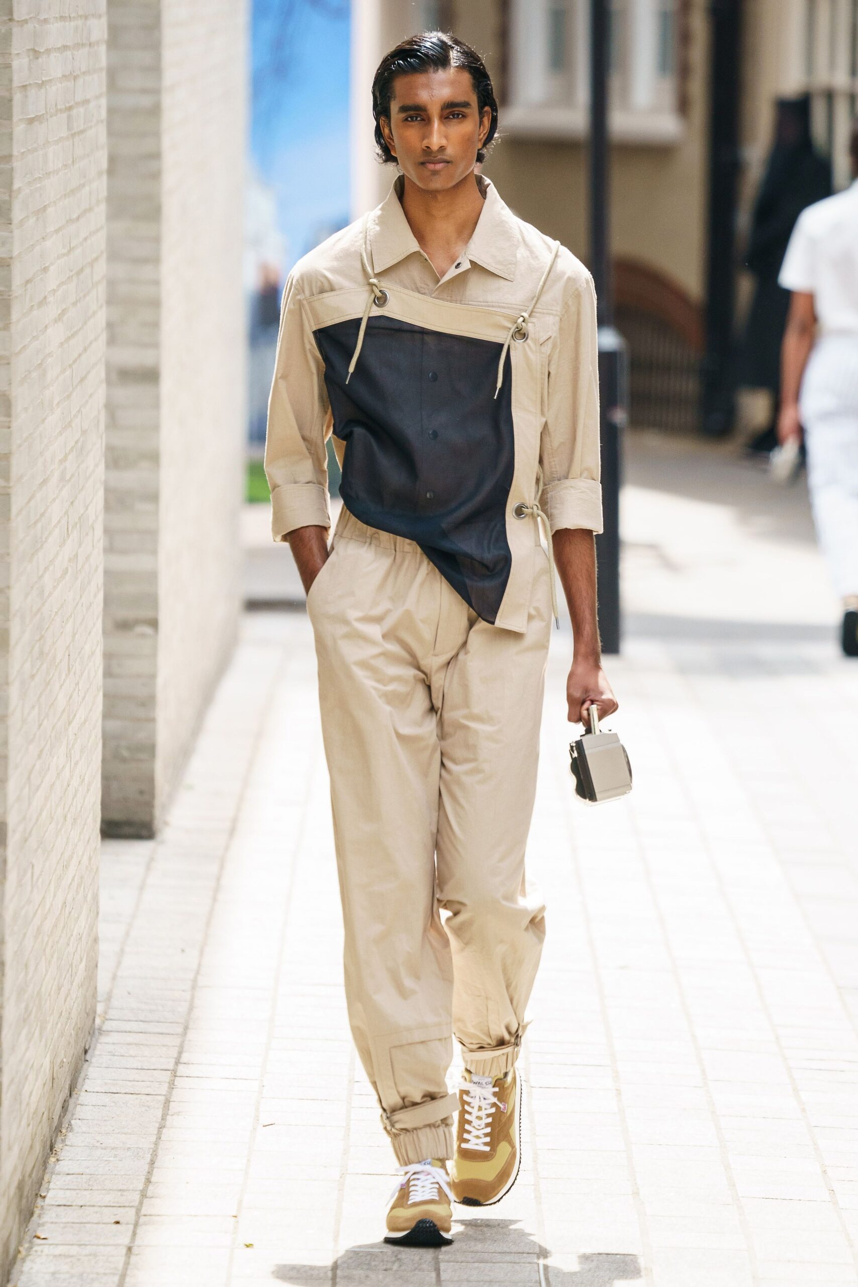 Chalayan S/S 20 Menswear Look 66