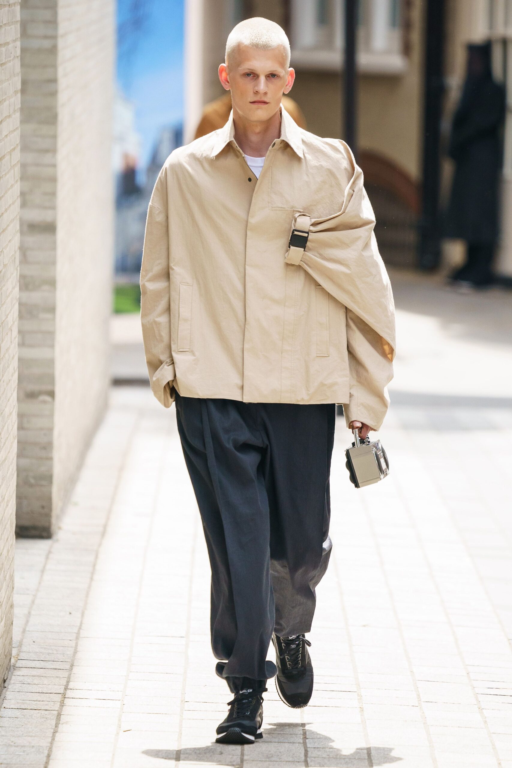 Chalayan S/S 20 Menswear Look 85