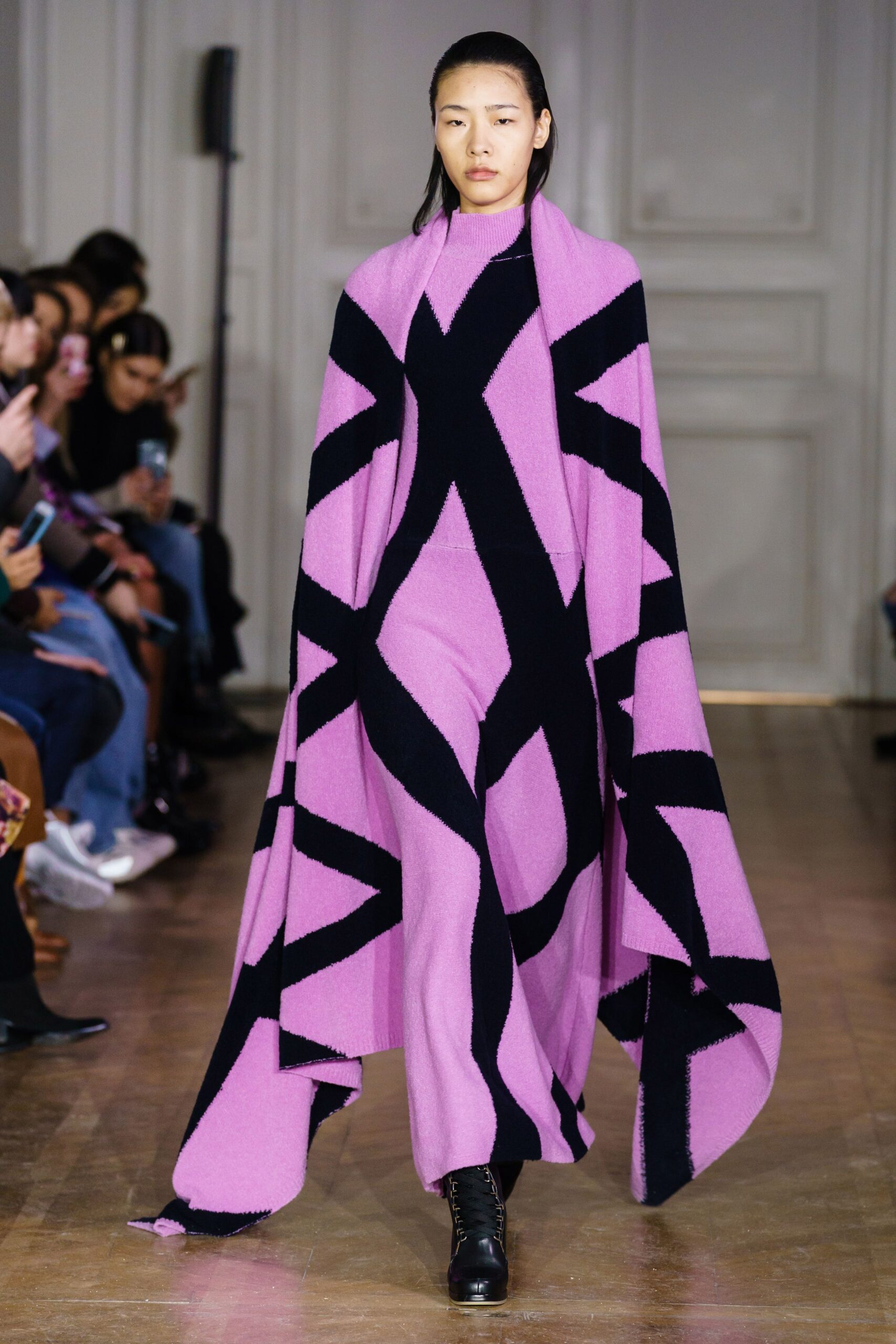 Christian Wijnants F/W 19 Look 401