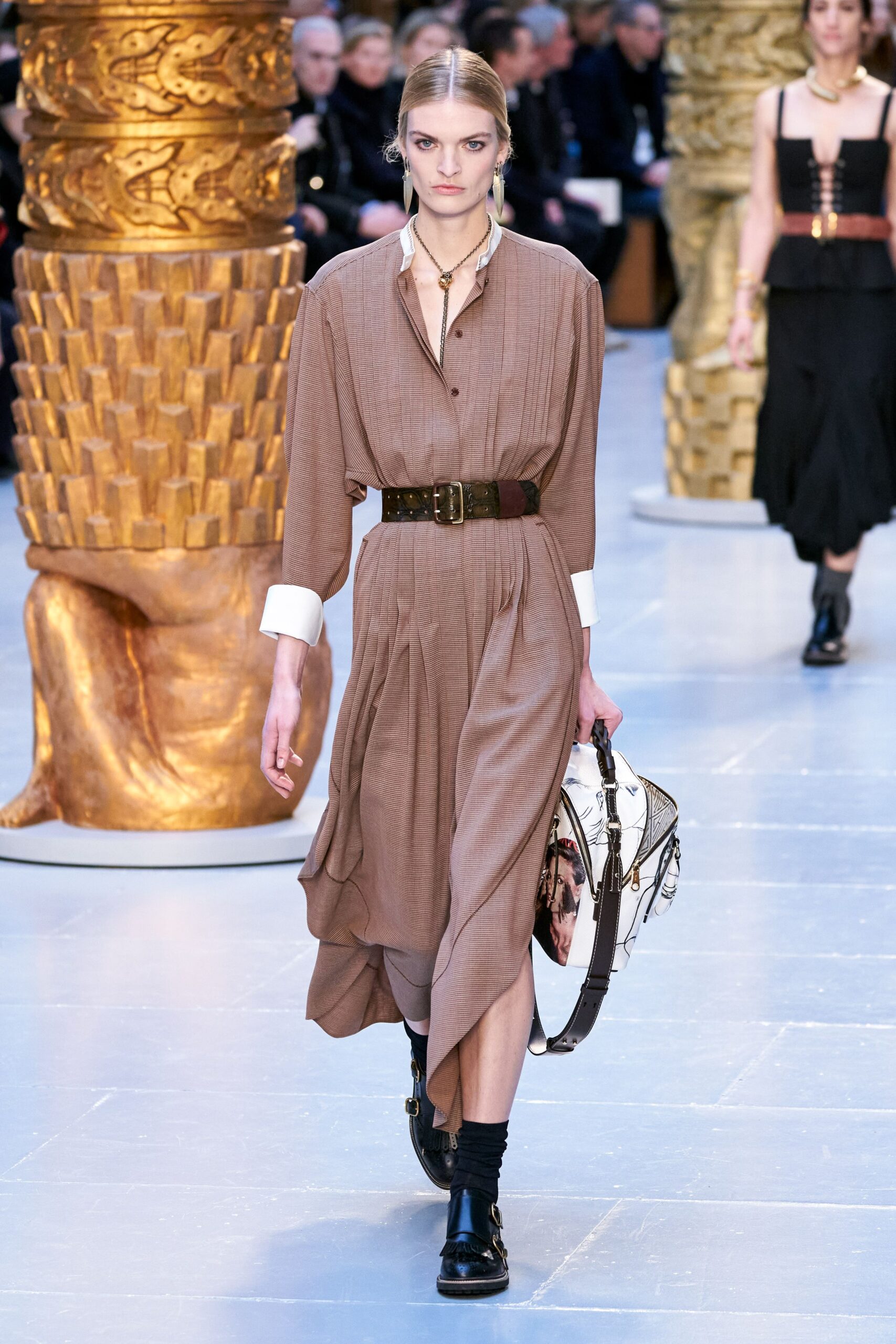 Chloé F/W 20 Look 426