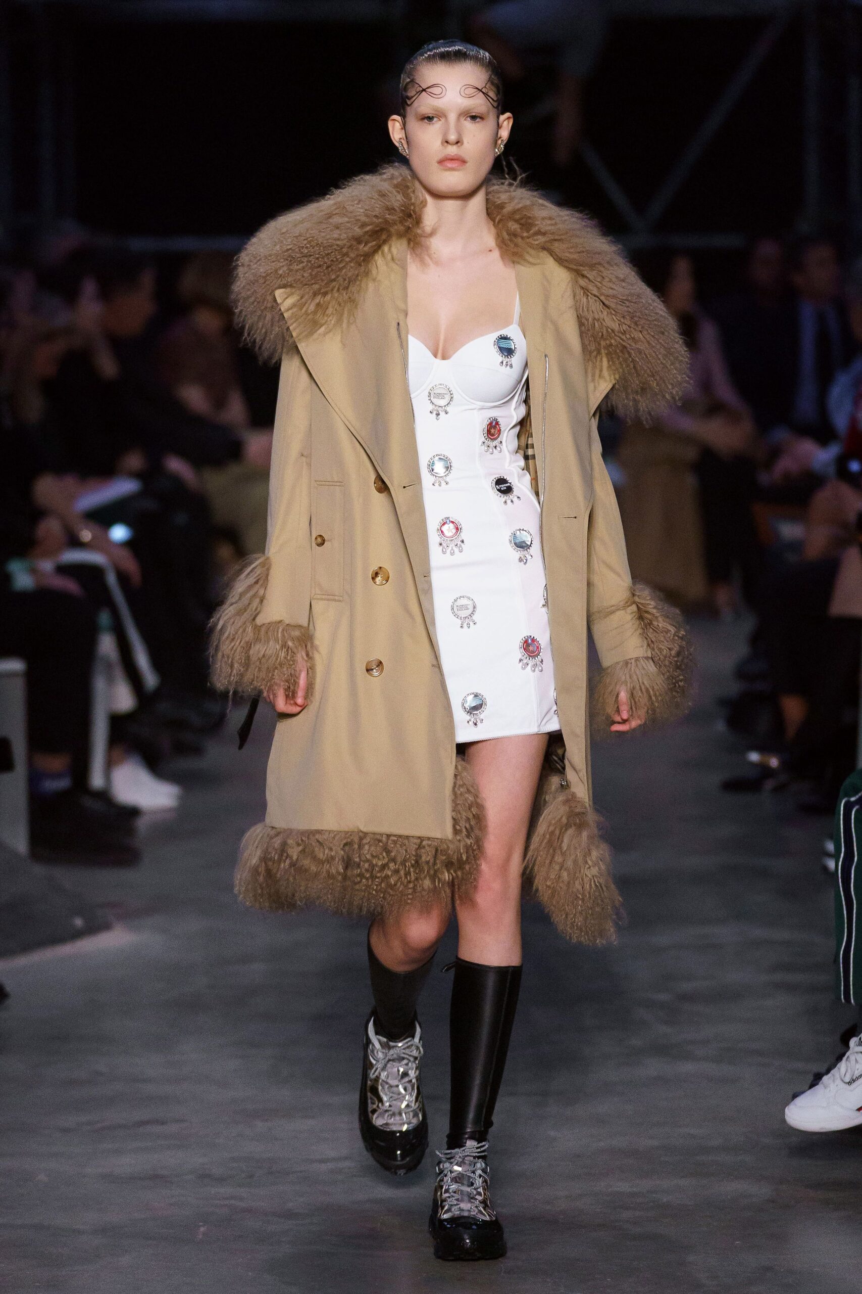 Burberry F/W 19 Menswear Look 396