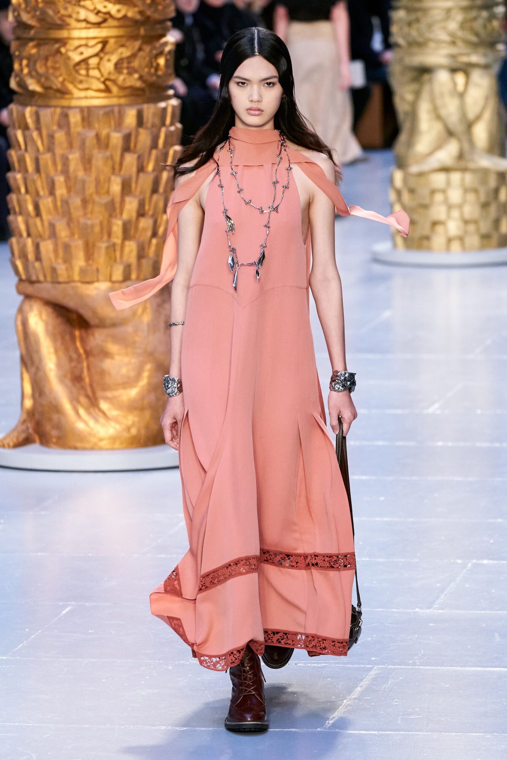 Chloé F/W 20 Look 756