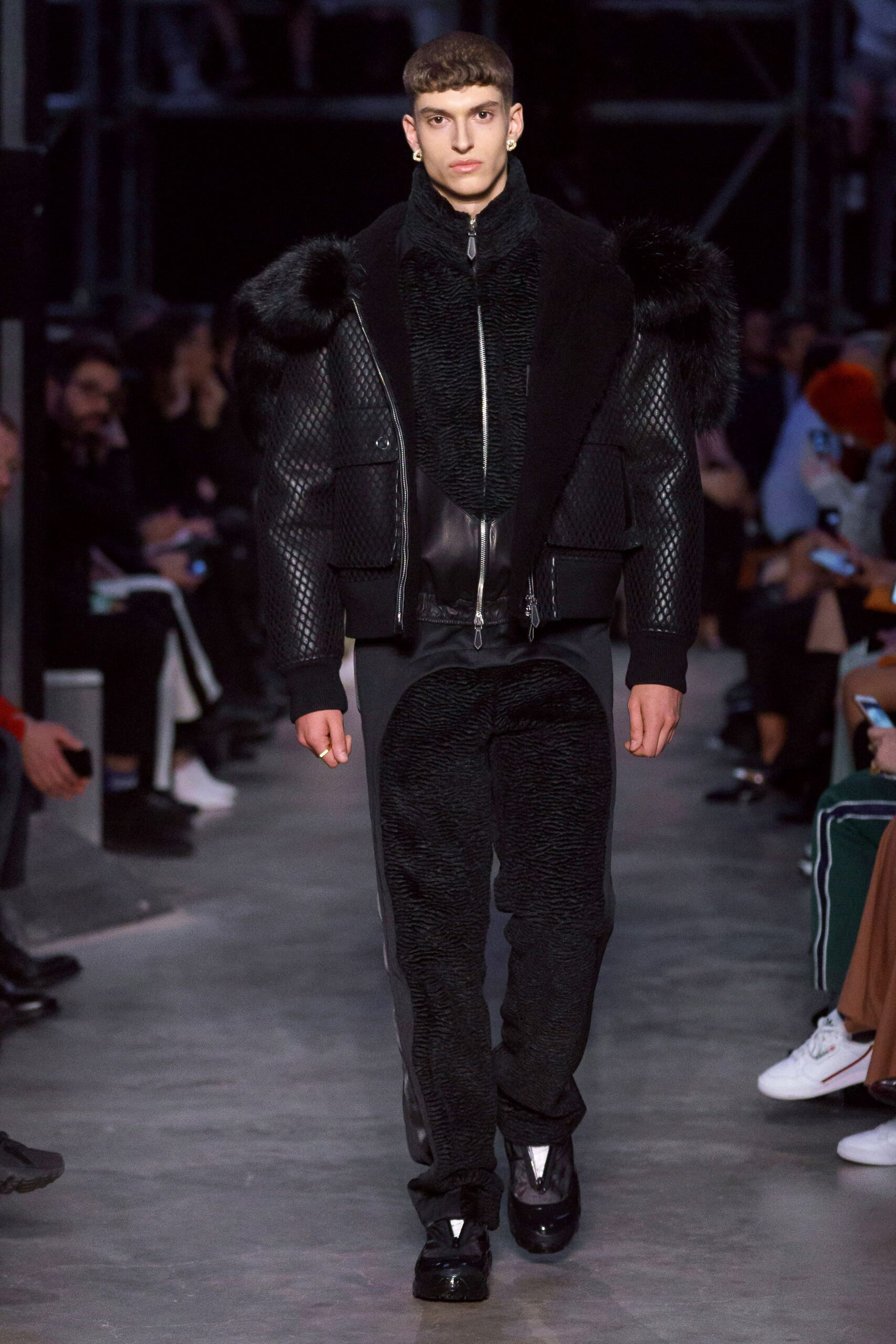 Burberry F/W 19 Look 463