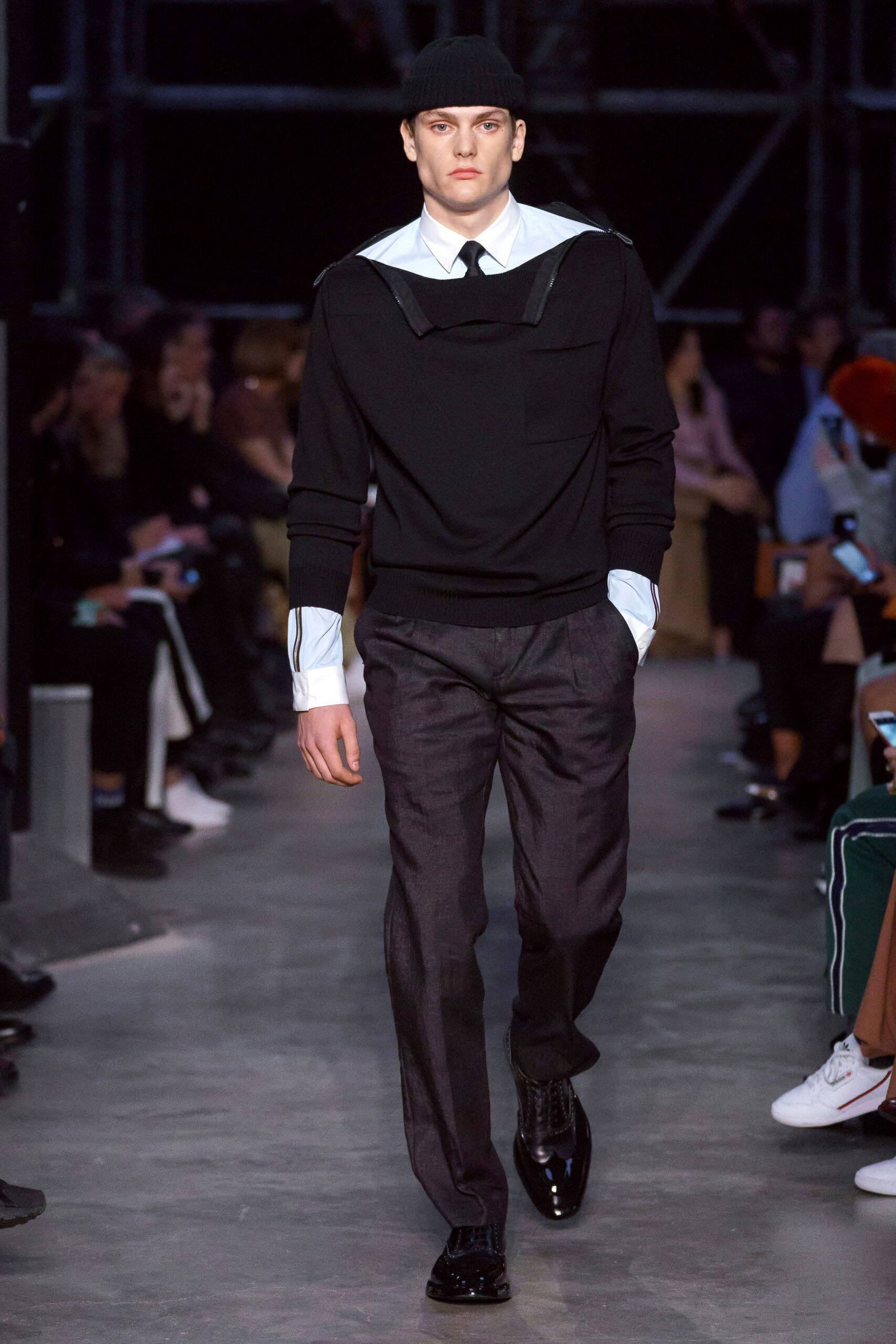 Burberry F/W 19 Menswear Look 567