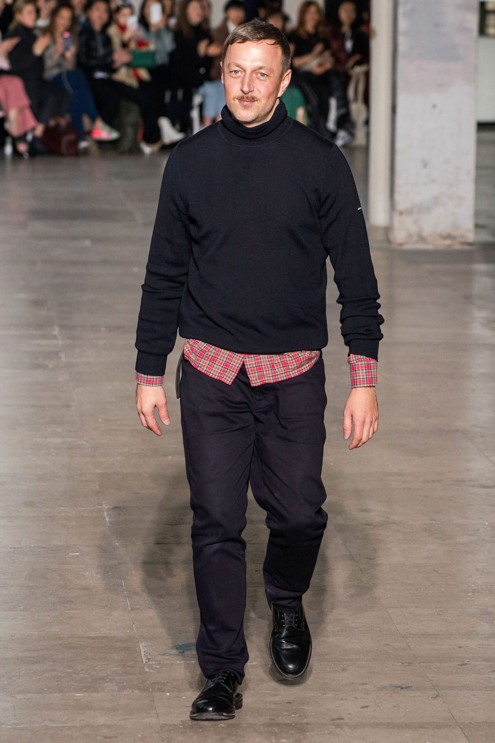 Cédric Charlier F/W 19 Look 576