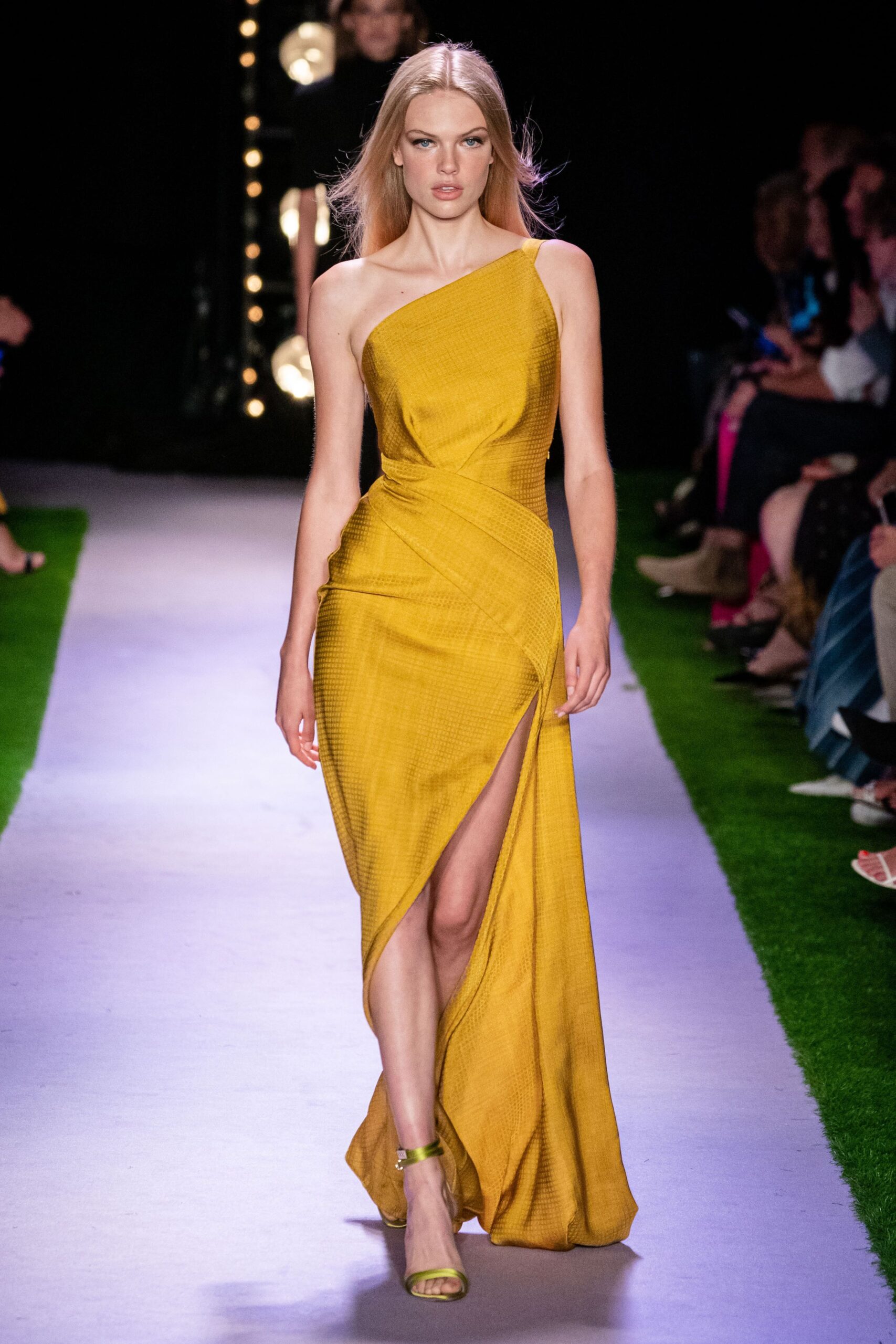 Brandon Maxwell S/S 20 Look 804