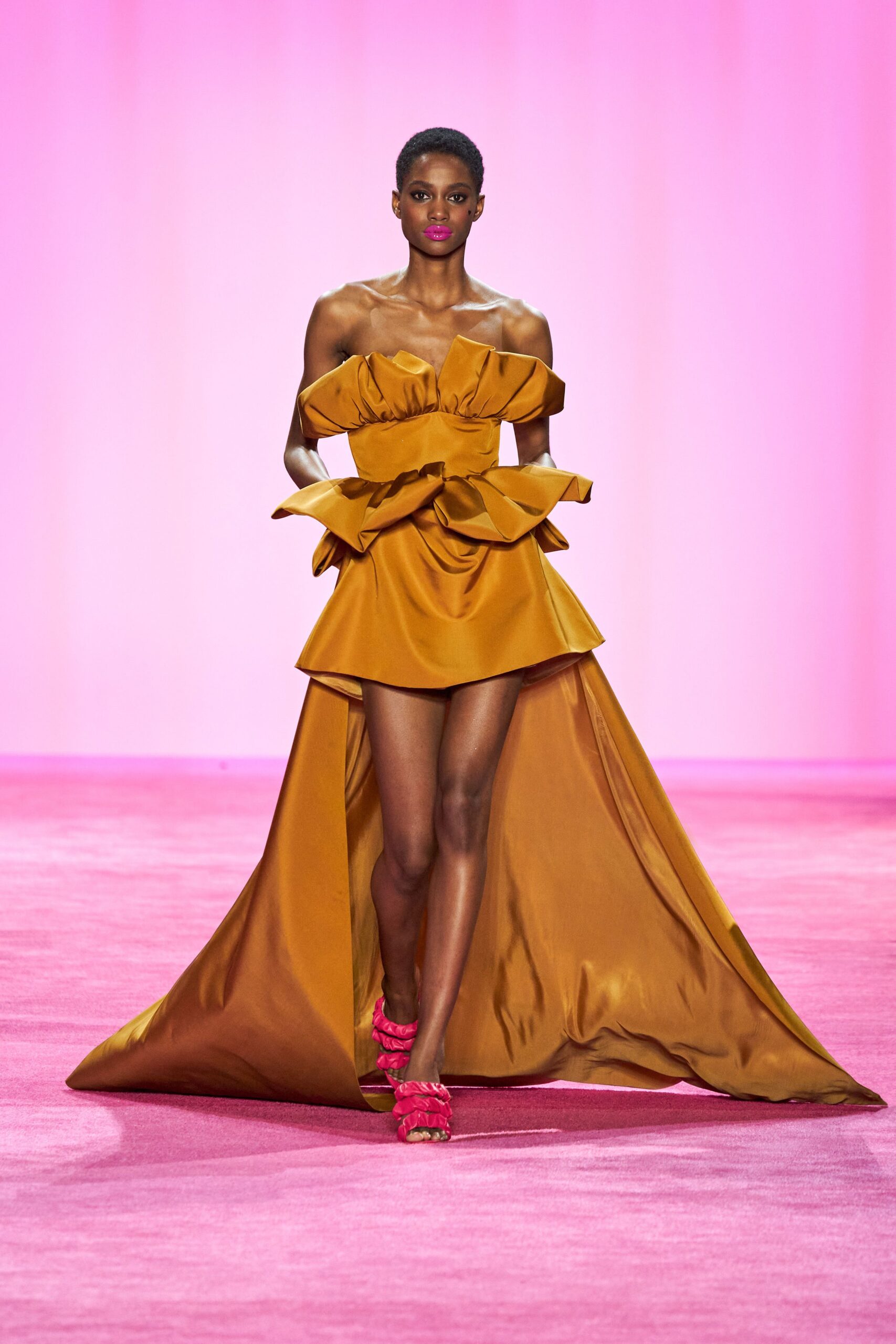 Christian Siriano F/W 20 Look 822
