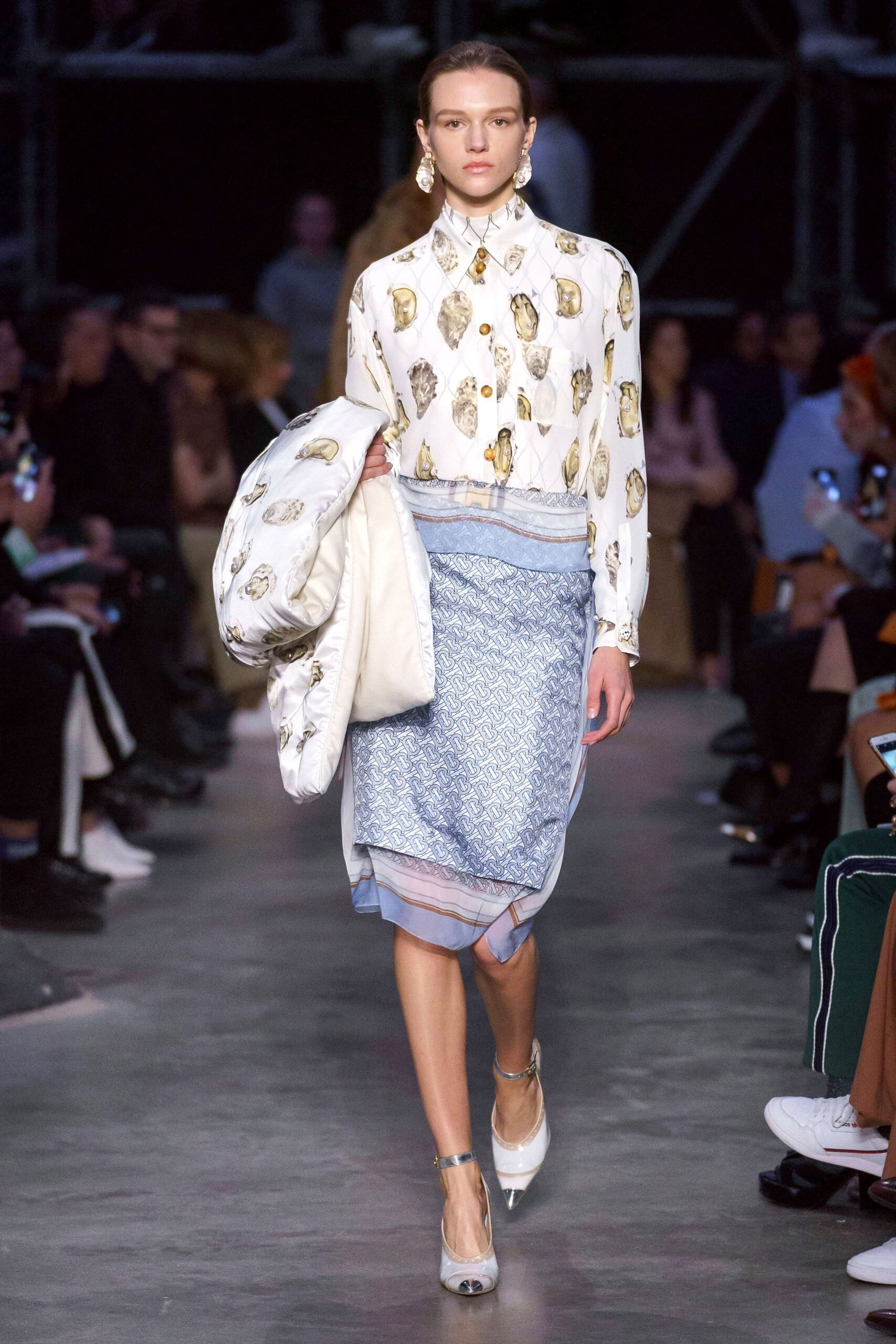 Burberry F/W 19 Look 1115