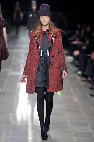 Burberry F/W 08 Look 139