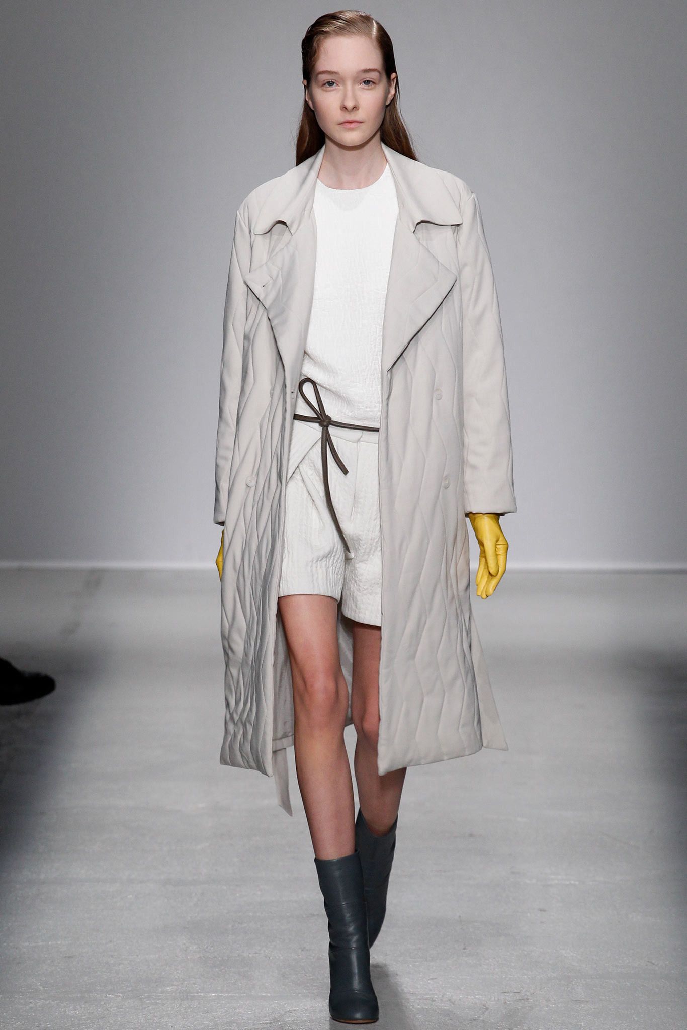 Christian Wijnants F/W 14 Look 8