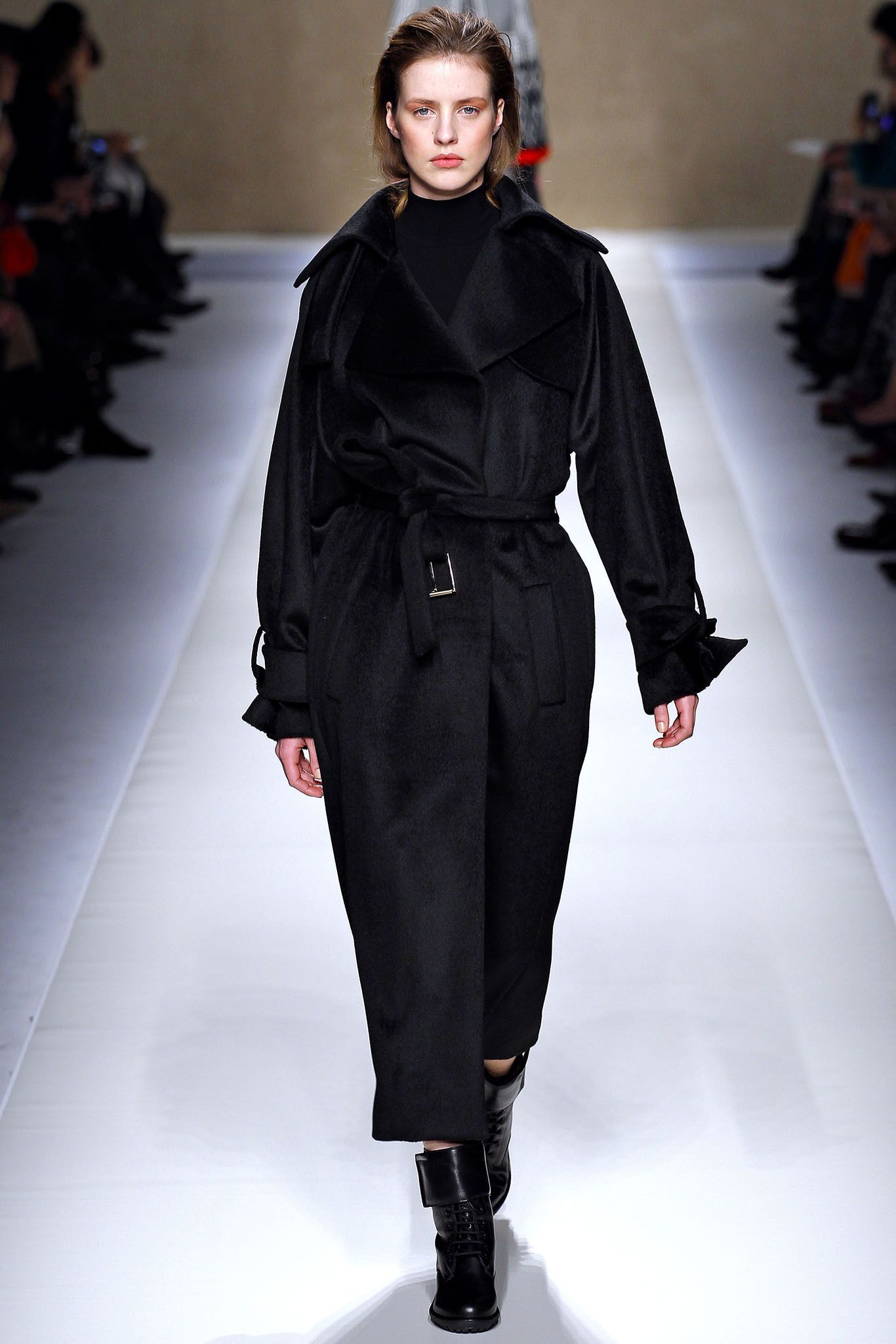 Blumarine F/W 13 Look 73