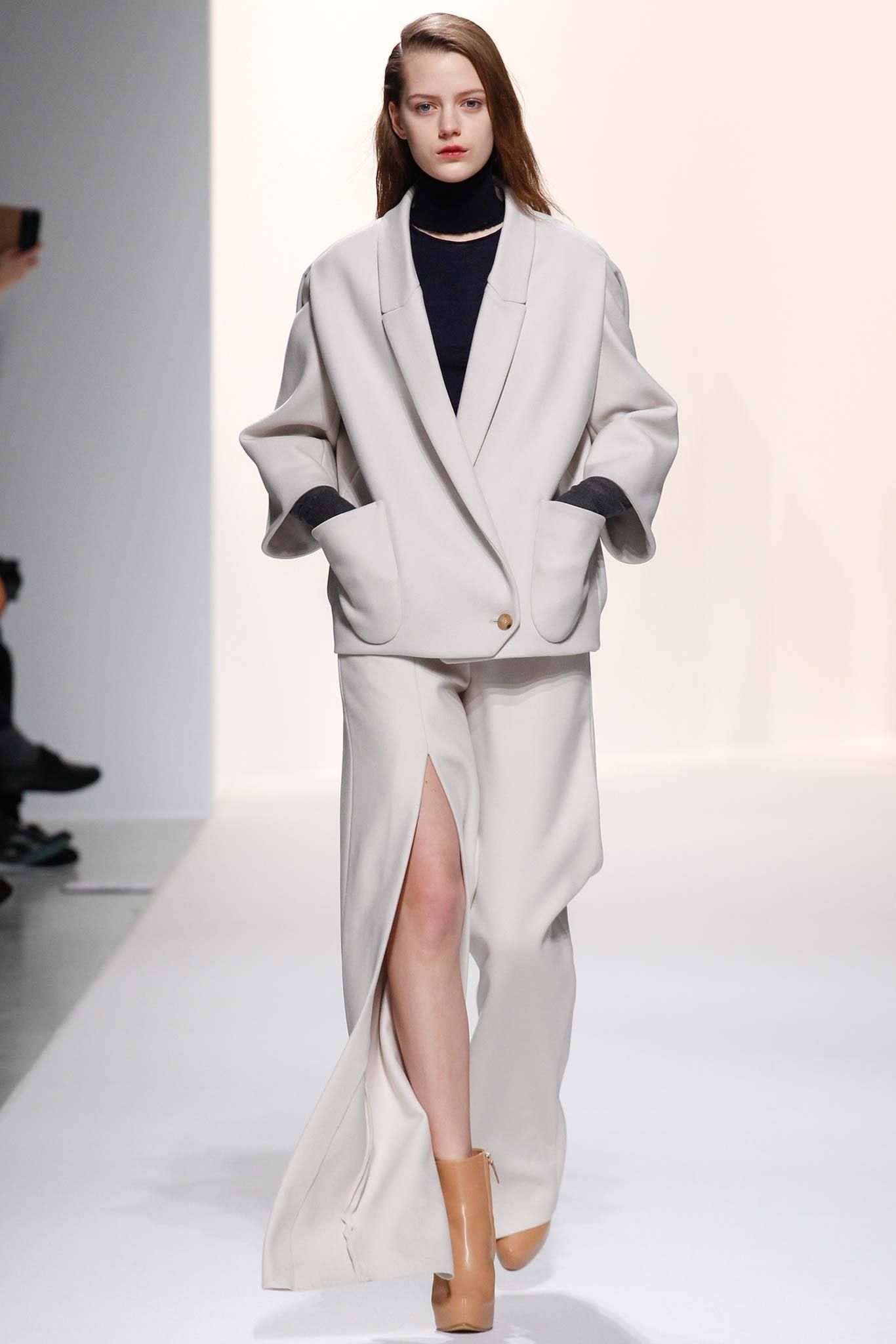 Chalayan F/W 14 Look 70