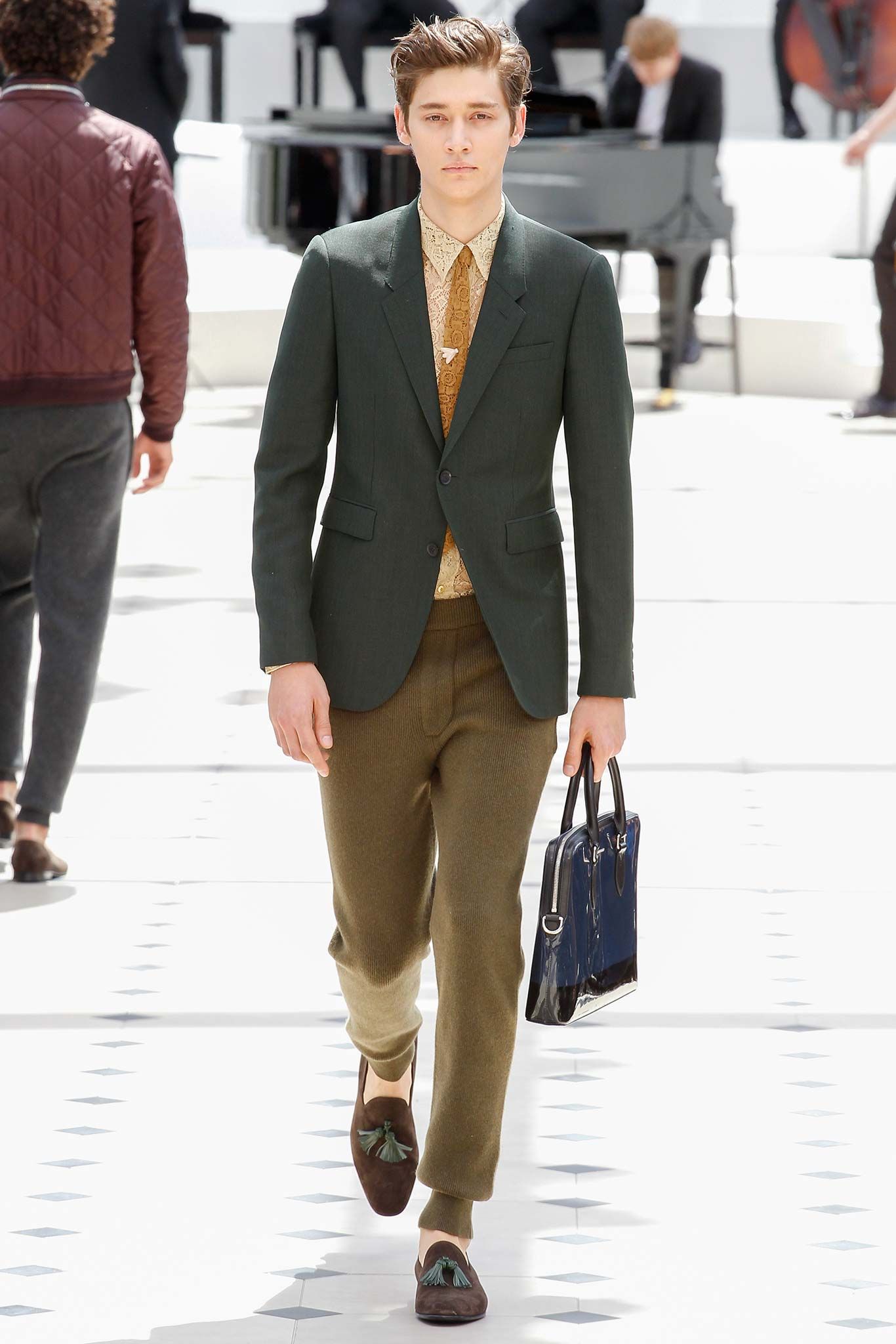 Burberry S/S 16 Menswear Look 138