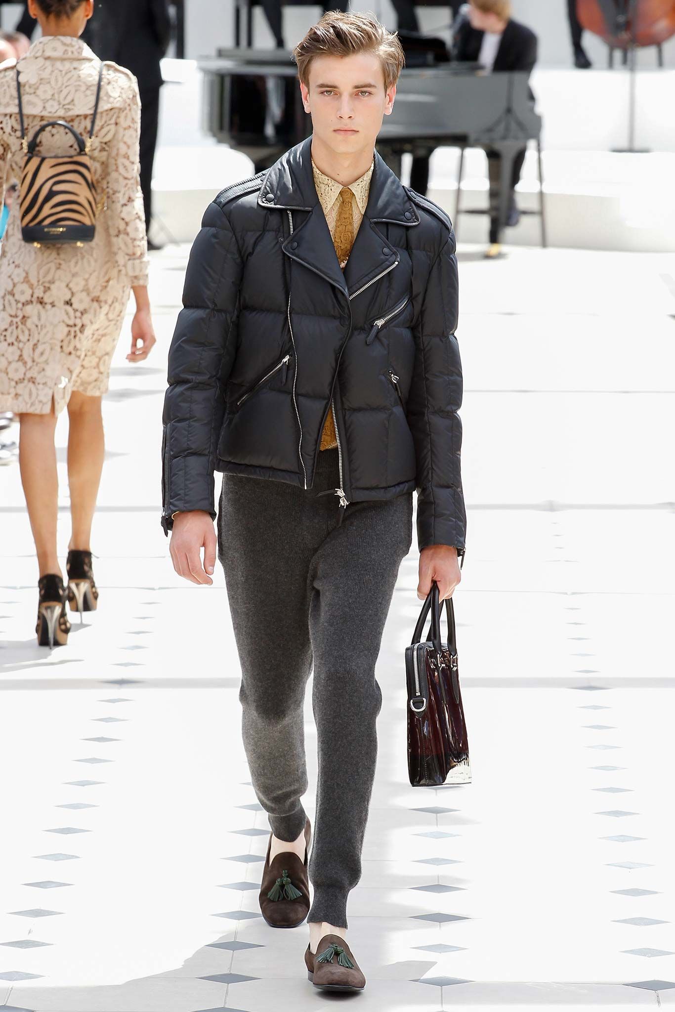 Burberry S/S 16 Menswear Look 162