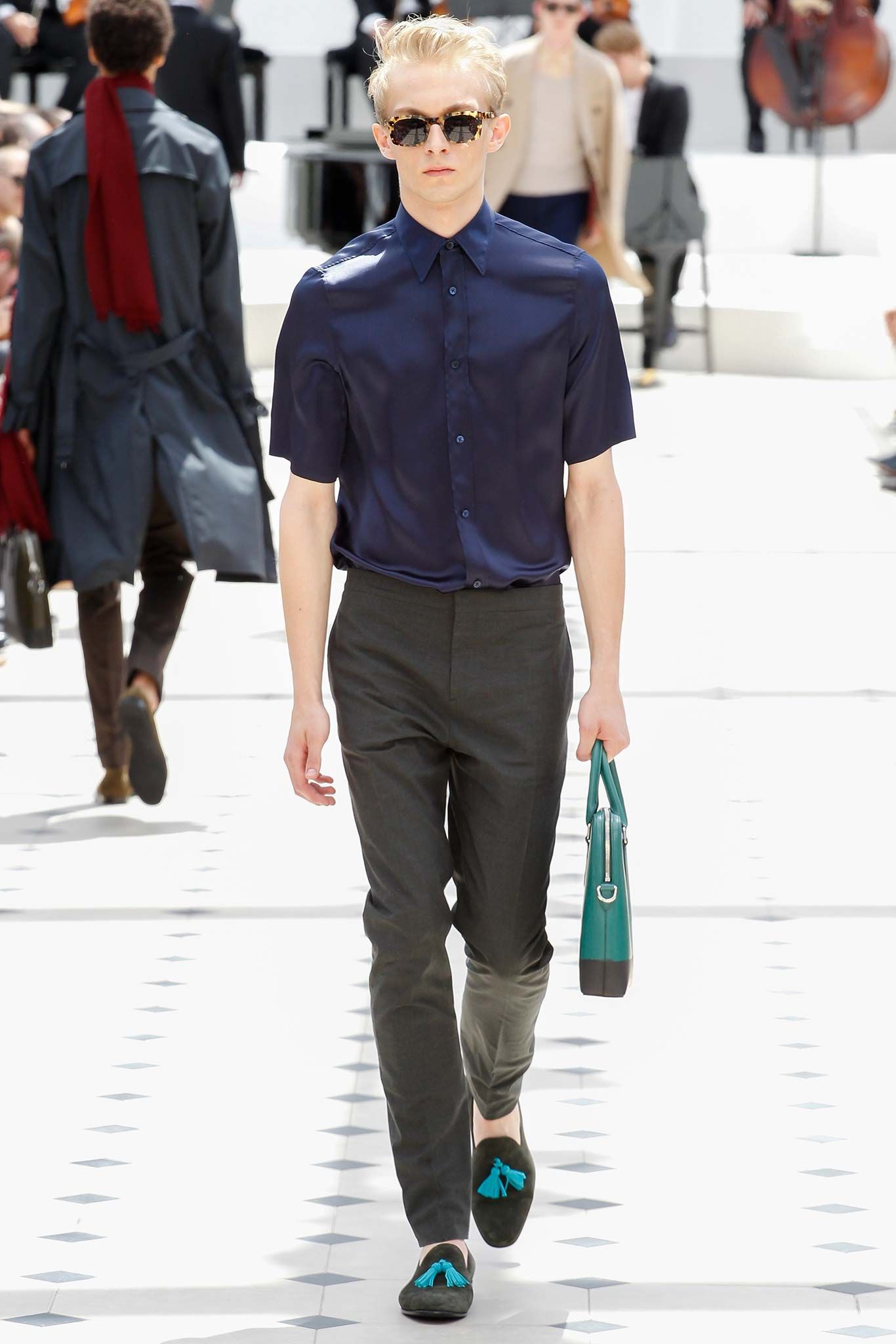 Burberry S/S 16 Menswear Look 180